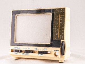 旧电视,黄色塑料
